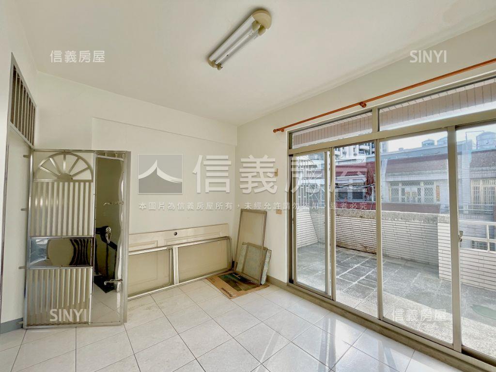 楠梓興昌美透房屋室內格局與周邊環境