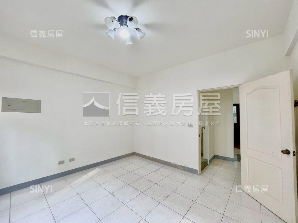 楠梓興昌美透房屋室內格局與周邊環境