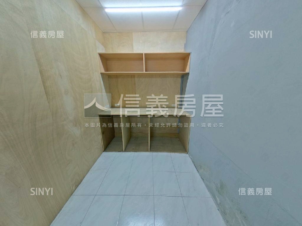稀有中山一路１＋２樓房屋室內格局與周邊環境