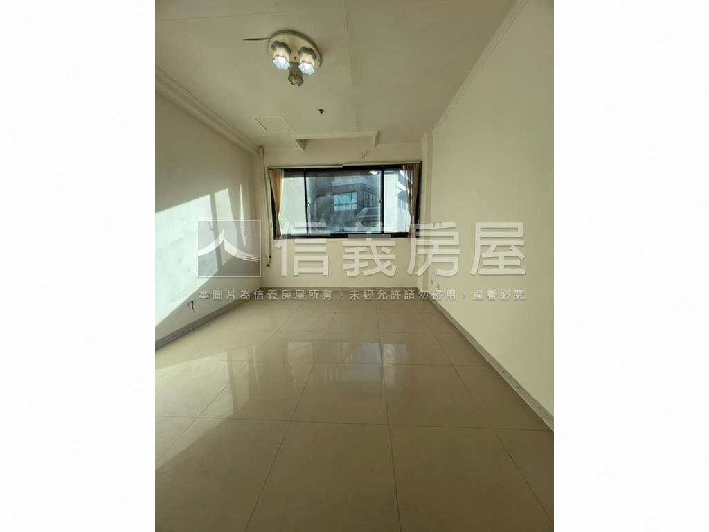 竹城伊豆優質溫馨四房車位房屋室內格局與周邊環境