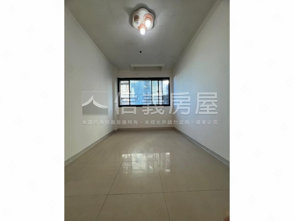 竹城伊豆優質溫馨四房車位房屋室內格局與周邊環境