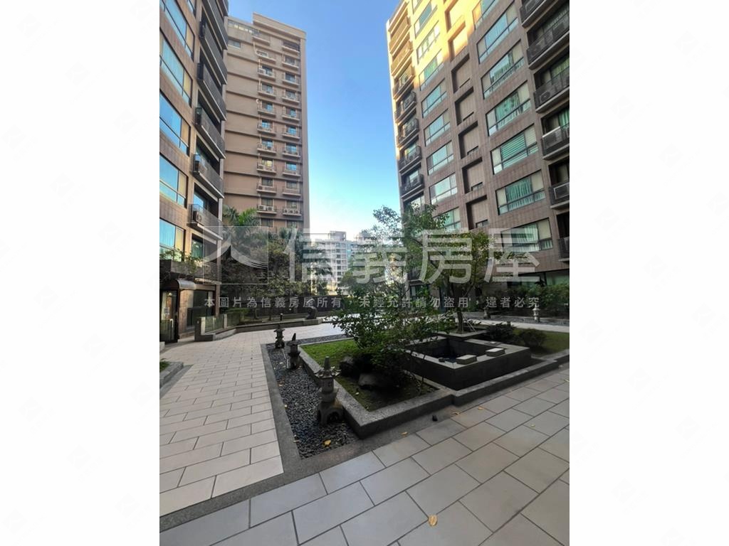 竹城伊豆優質溫馨四房車位房屋室內格局與周邊環境