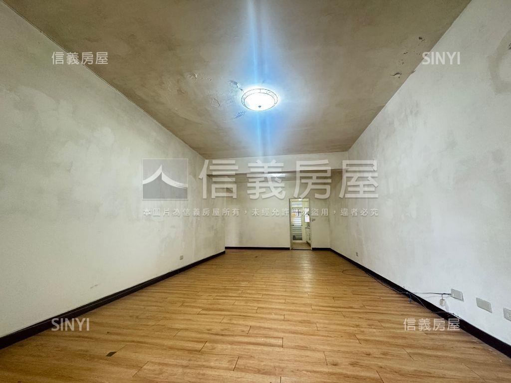 康寧路公寓三房房屋室內格局與周邊環境