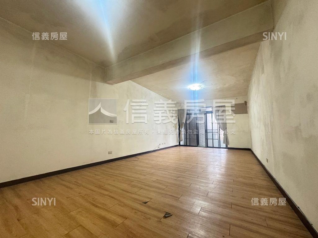 康寧路公寓三房房屋室內格局與周邊環境