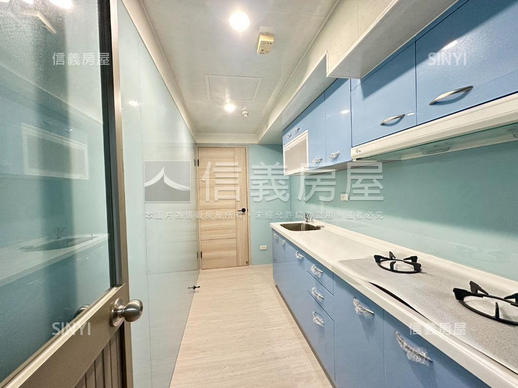 國賓景觀時尚三房附車位房屋室內格局與周邊環境