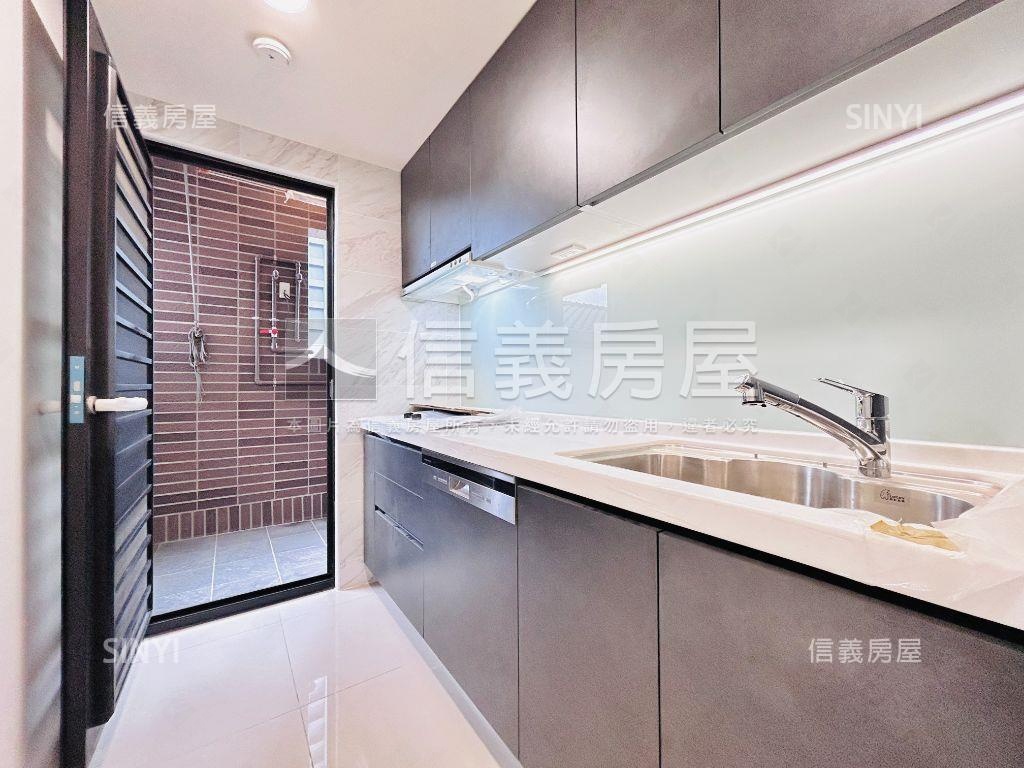 青塘園晶采學２房車位房屋室內格局與周邊環境