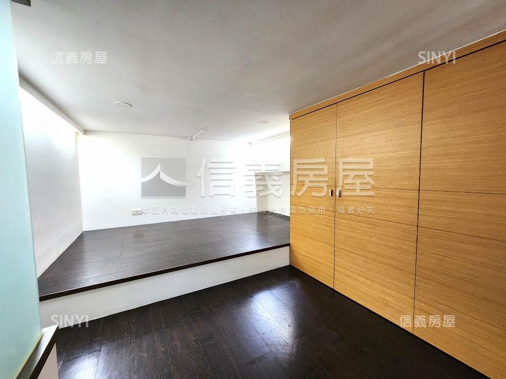 ＳＵＰＥＲ稀有魔術空間房屋室內格局與周邊環境