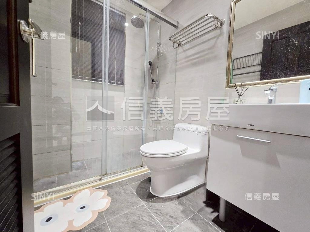 捷運樹海美景有車位房屋室內格局與周邊環境