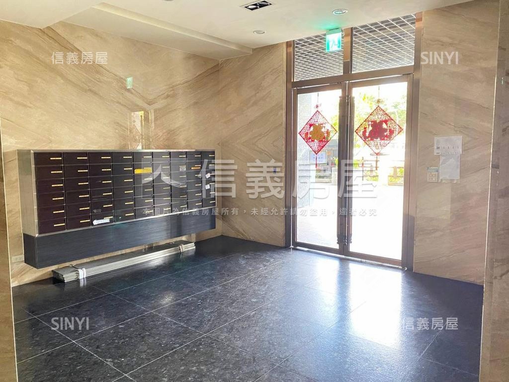 捷運樹海美景有車位房屋室內格局與周邊環境