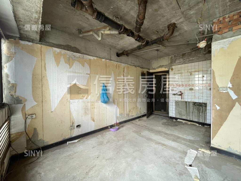 近中國醫高樓視野採光套房房屋室內格局與周邊環境