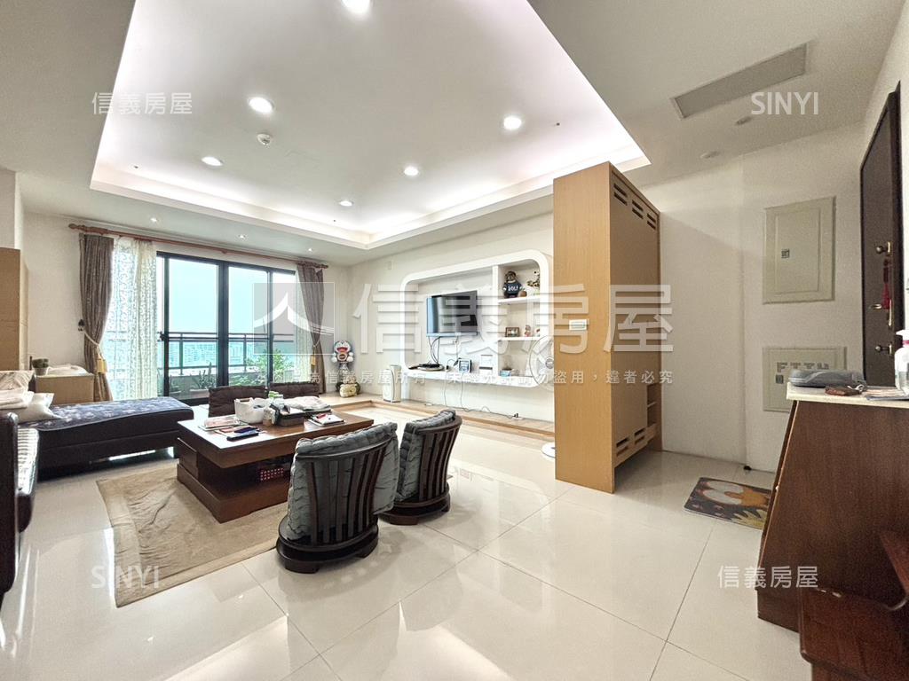 麗莊御鼎一層兩戶三房平車房屋室內格局與周邊環境