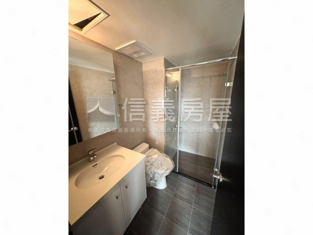 芳洲漾低總價三房車位房屋室內格局與周邊環境