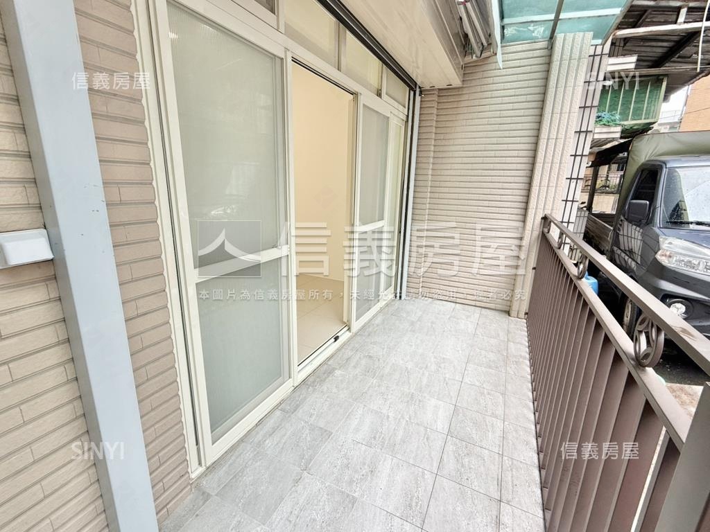 亞東捷運方便停車採光美宅房屋室內格局與周邊環境