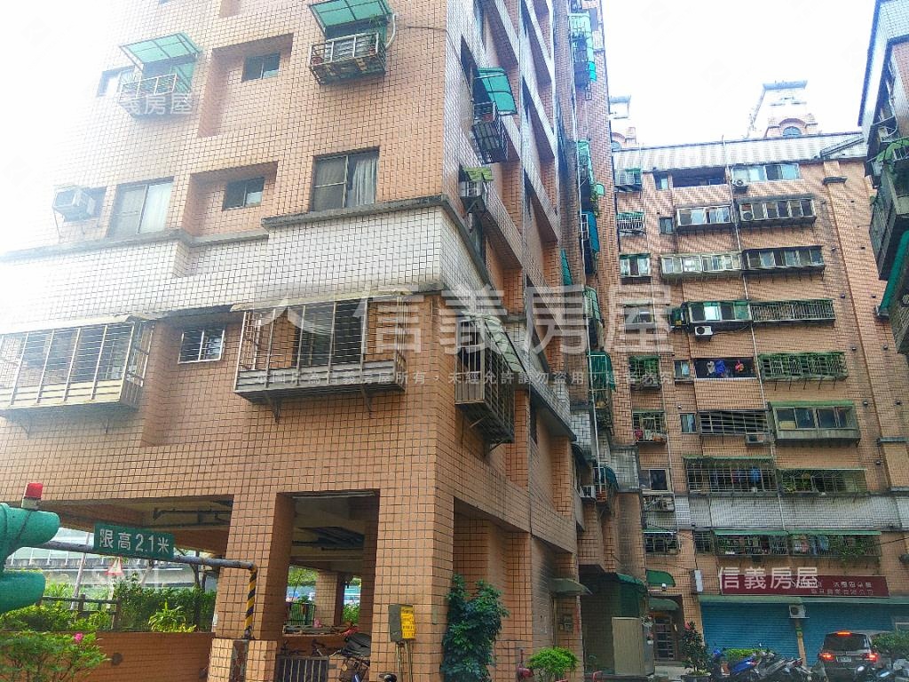 少年家●店面房屋室內格局與周邊環境