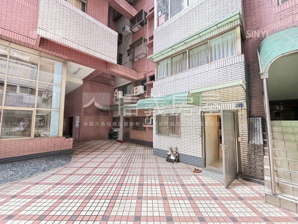 近福星公園１房１廳１室房屋室內格局與周邊環境