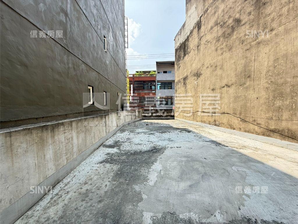 湳雅６６．８坪建地附店面房屋室內格局與周邊環境