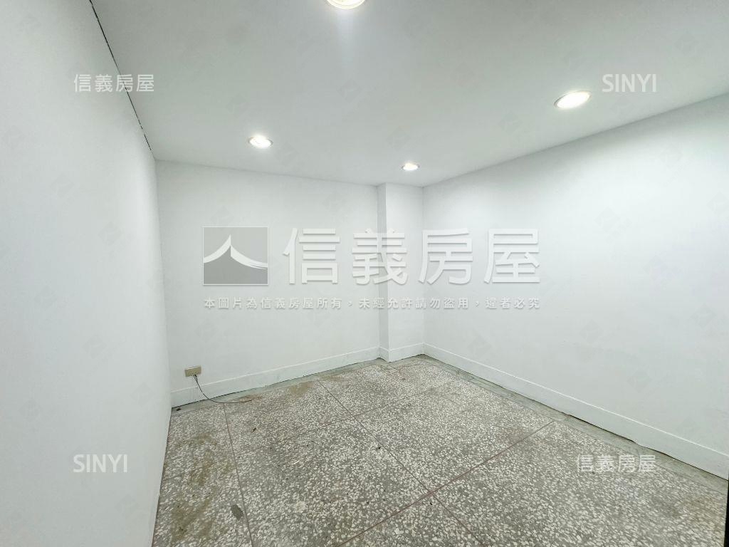【化成路採光近捷運廠房】房屋室內格局與周邊環境