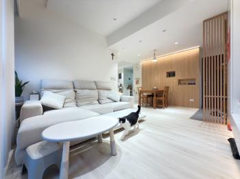 悅政大漂亮邊間三房車位