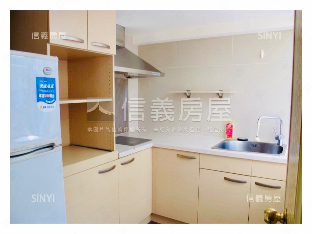 【壓箱釋出】東區忠孝華廈房屋室內格局與周邊環境