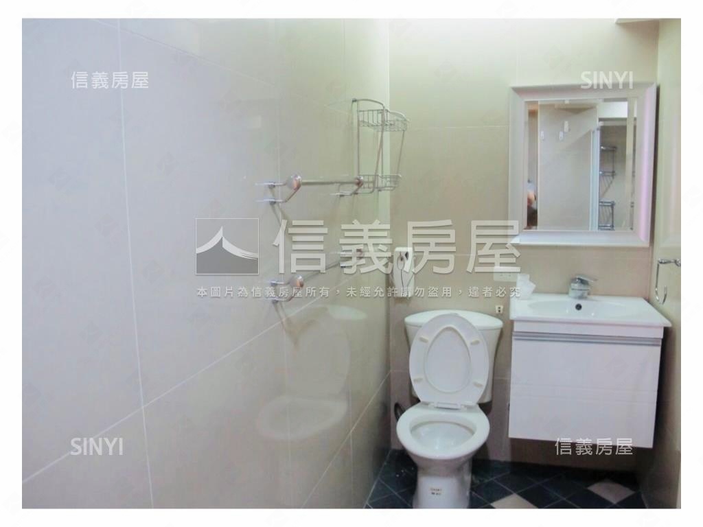 【壓箱釋出】東區忠孝華廈房屋室內格局與周邊環境