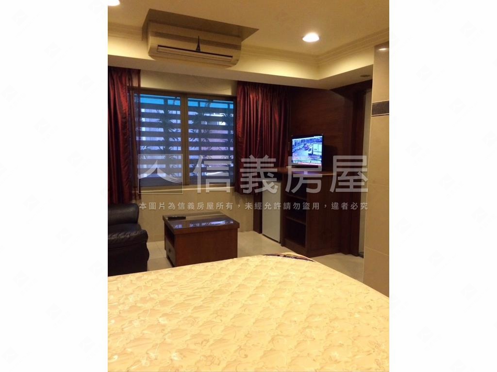 【壓箱釋出】東區忠孝華廈房屋室內格局與周邊環境