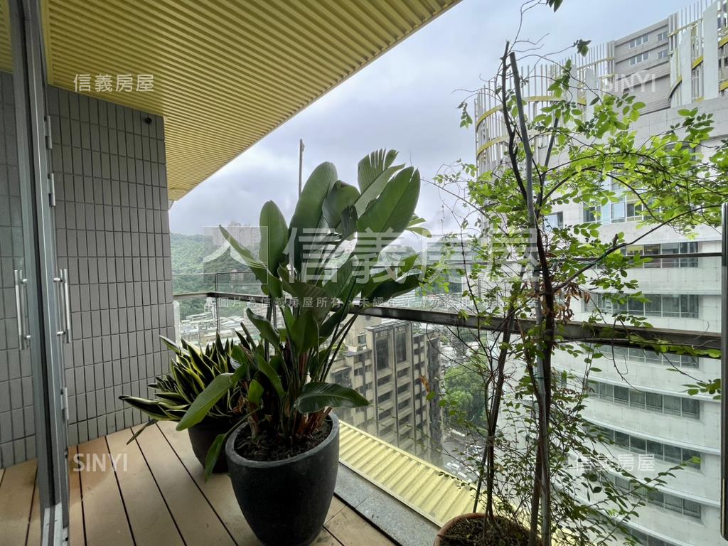 美麗殿尊爵豪邸房屋室內格局與周邊環境