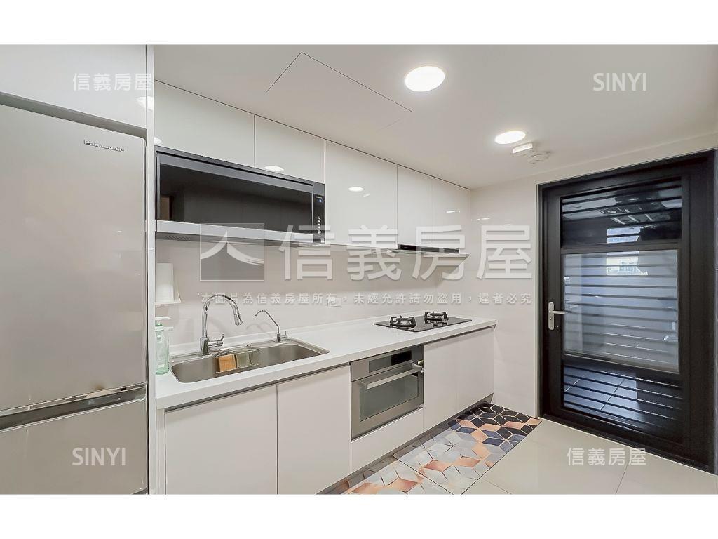 北屯美裝潢高樓大三房平車房屋室內格局與周邊環境