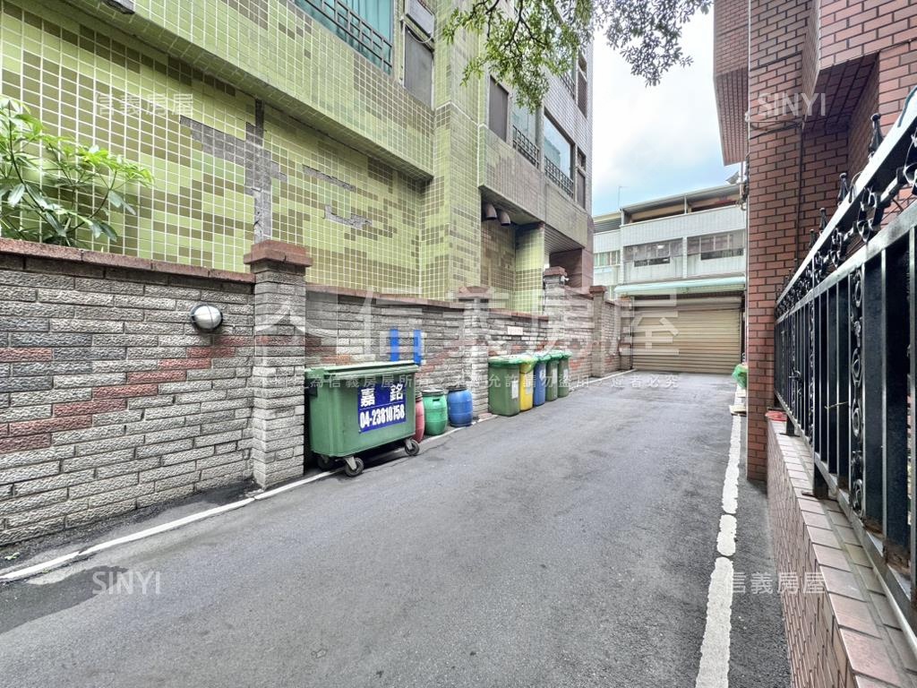 稀有！燕宇名廈四房平車房屋室內格局與周邊環境