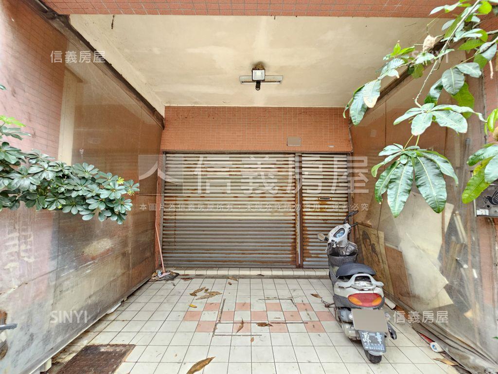 近交流道門前好停車透天房屋室內格局與周邊環境