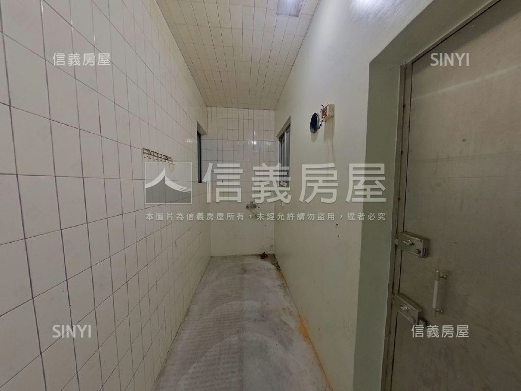 海山捷運方便１樓房屋室內格局與周邊環境