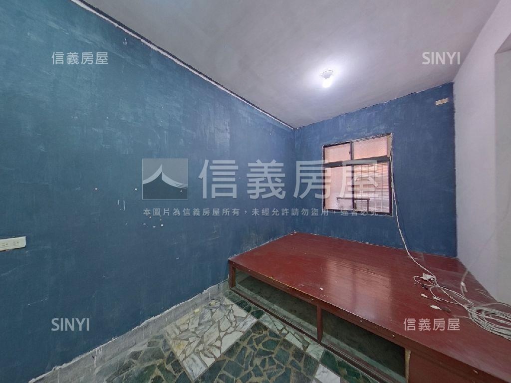 海山捷運方便１樓房屋室內格局與周邊環境