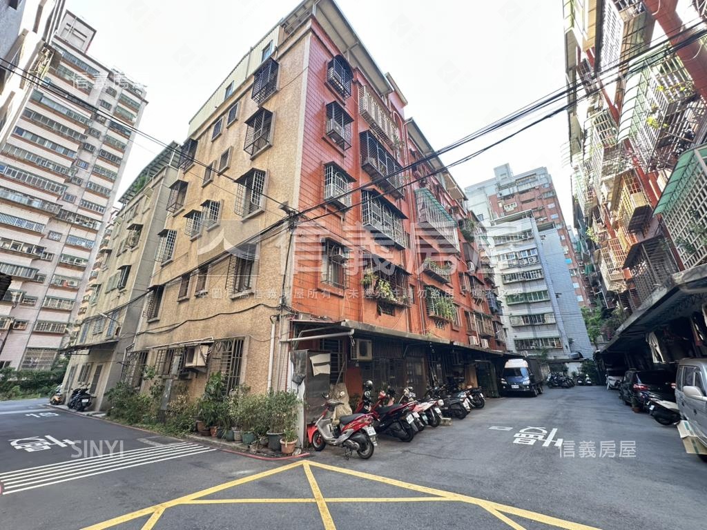 海山捷運方便１樓房屋室內格局與周邊環境