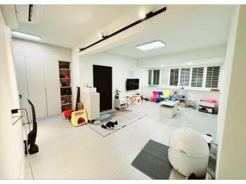 近捷運邊間３樓美屋