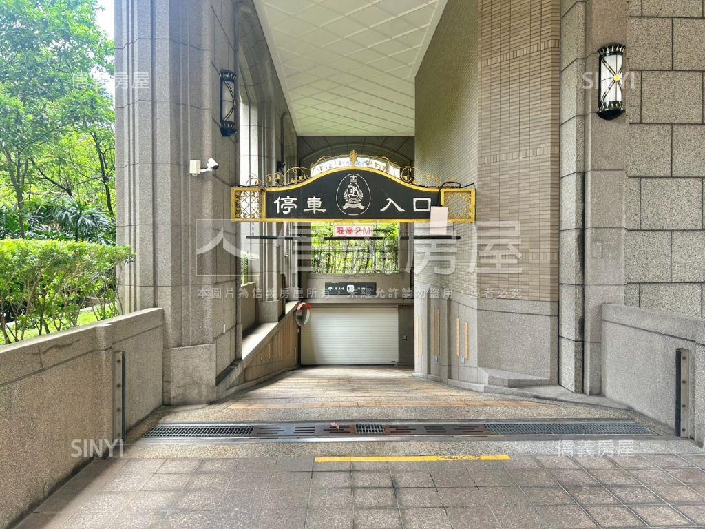 【昇陽國艷】稀有４房車位房屋室內格局與周邊環境