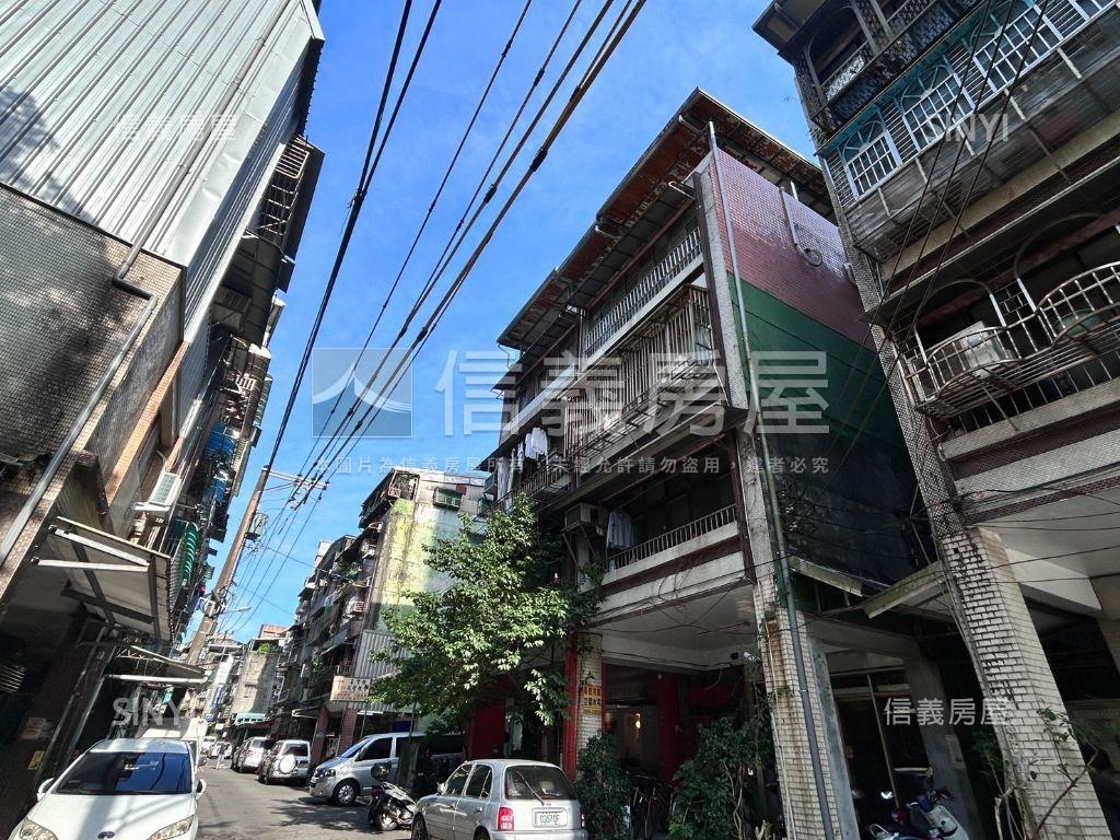 百福稀有大空間房屋室內格局與周邊環境