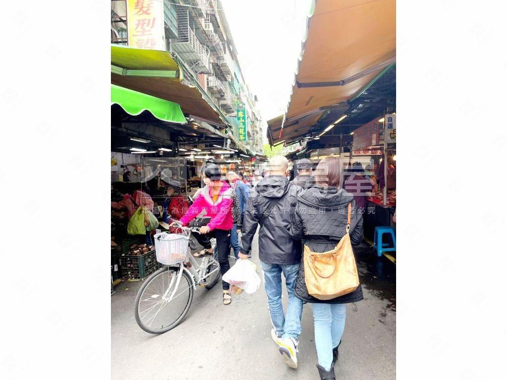 瑞億市場財源滾滾金店面房屋室內格局與周邊環境