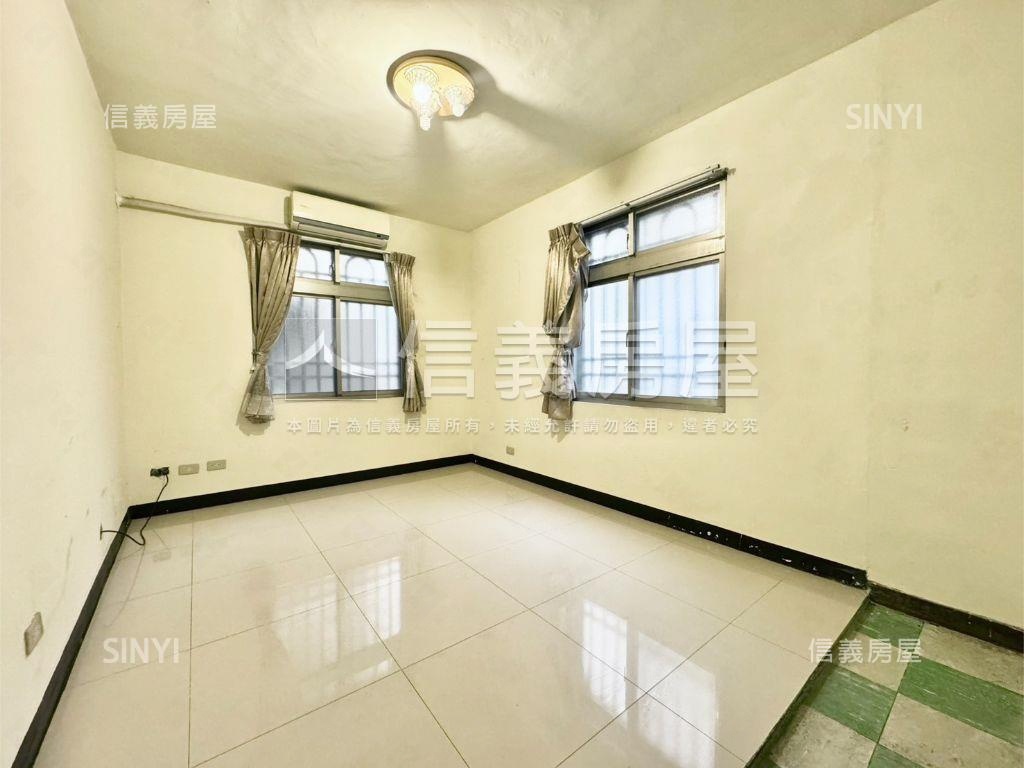 區公所邊間三樓房屋室內格局與周邊環境