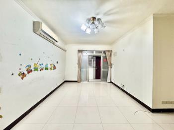 區公所捷運黃金美３樓