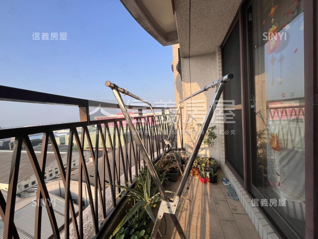鼎藏大硯雅致三房車位房屋室內格局與周邊環境