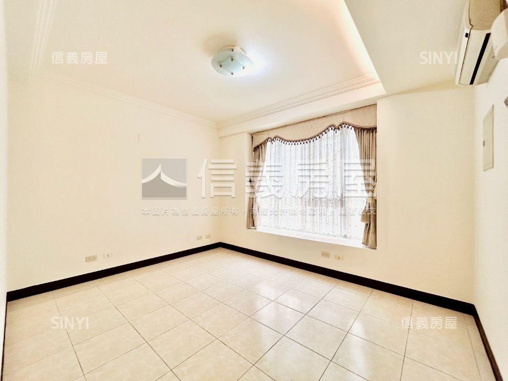 大雅學府震後稀有雙拼別墅房屋室內格局與周邊環境