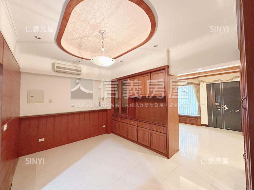 大雅學府震後稀有雙拼別墅房屋室內格局與周邊環境