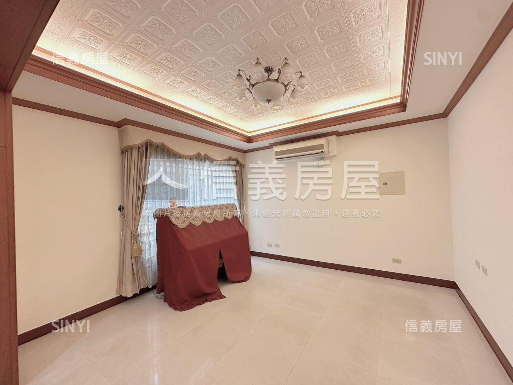 大雅學府震後稀有雙拼別墅房屋室內格局與周邊環境