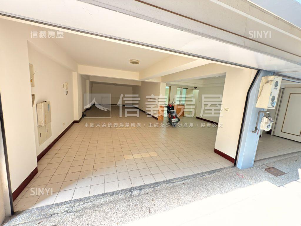 大雅學府震後稀有雙拼別墅房屋室內格局與周邊環境