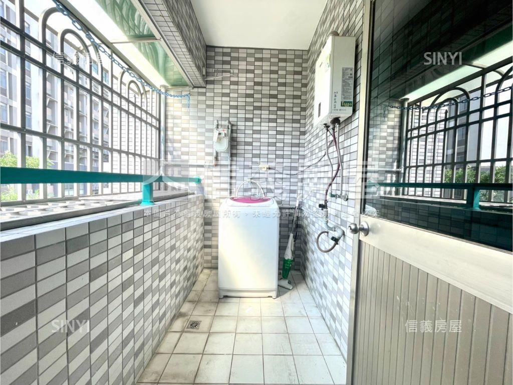 文山特區綠景四房平車房屋室內格局與周邊環境
