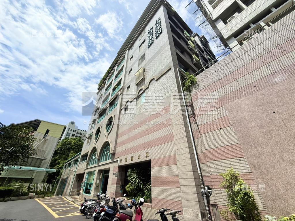 文山特區綠景四房平車房屋室內格局與周邊環境