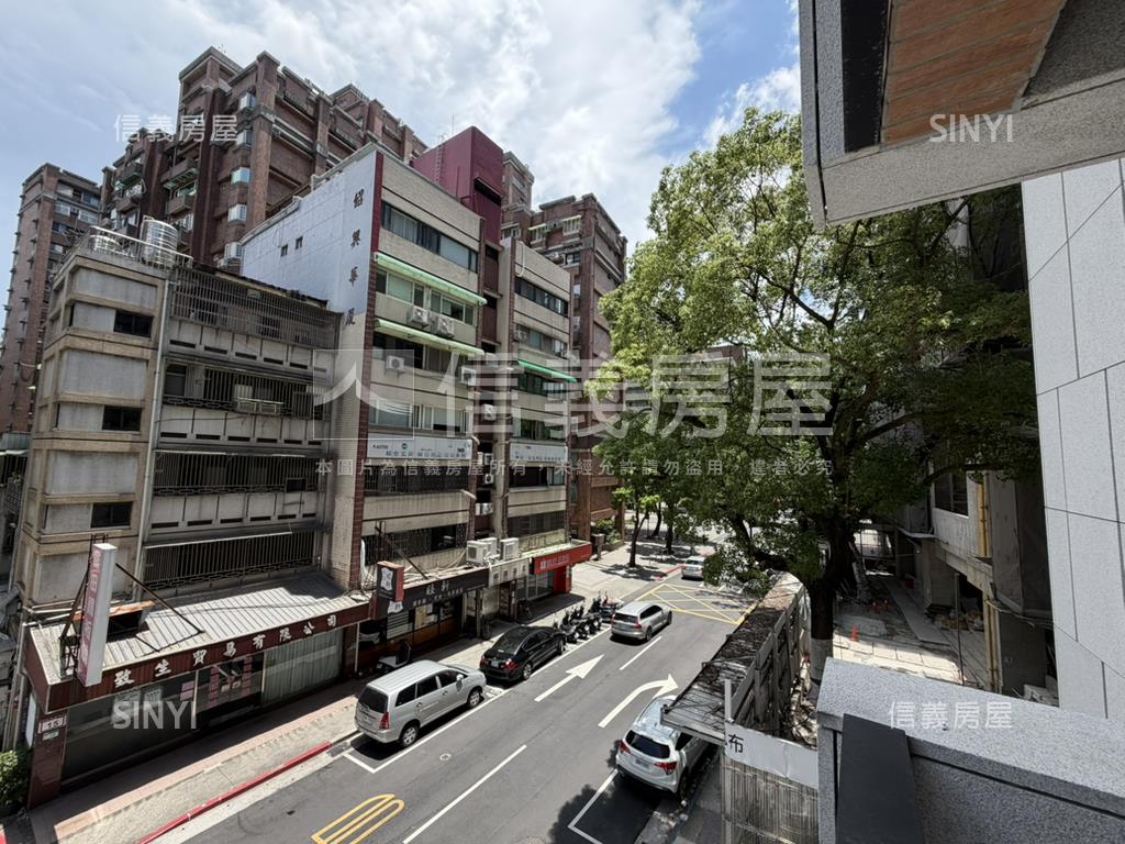 仁愛旭二房附車位房屋室內格局與周邊環境
