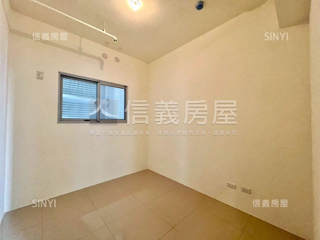 水律川－拾參Ｆ兩房居房屋室內格局與周邊環境