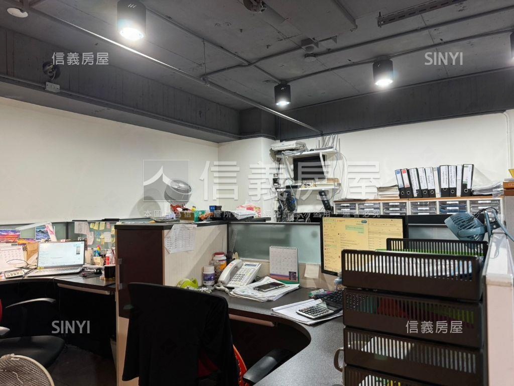 前棟林蔭敦南保富寰宇純辦房屋室內格局與周邊環境