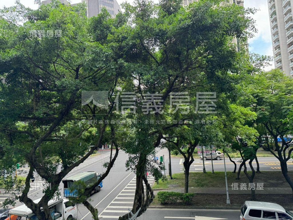 前棟林蔭敦南保富寰宇純辦房屋室內格局與周邊環境