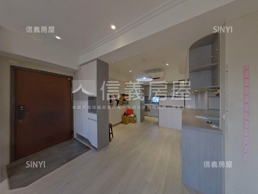 靜心高樓邊間美妝四房車位房屋室內格局與周邊環境